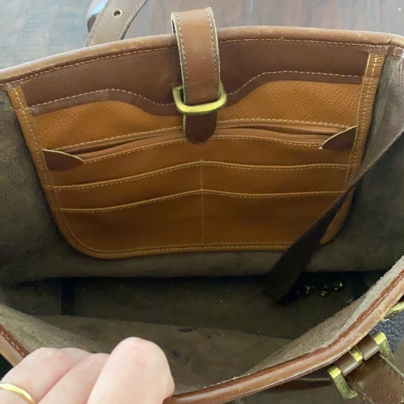 Chocolate brown Dooney and Bourke shoulder bag. Very good condition. - Picture 7 of 7